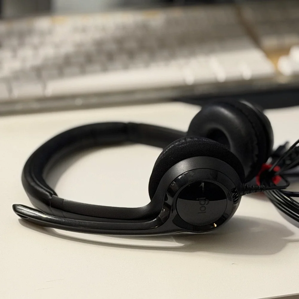 Logitech A00146 Wired USB Headset with Noise Cancelling Mic Black 981-000014